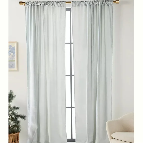 Anthropologie Raquel Curtain - Thumbnail 2